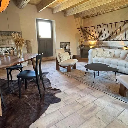 بيت للعطل Le Domaine D Ambre La Maison Des Ecuries