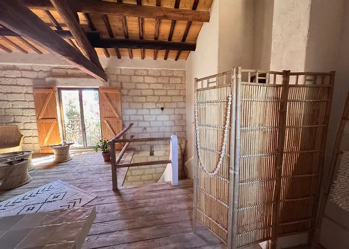 Le Domaine D Ambre La Maison Des Ecuries בית נופש