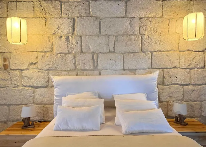 Le Domaine D Ambre La Maison Des Ecuries בית נופש